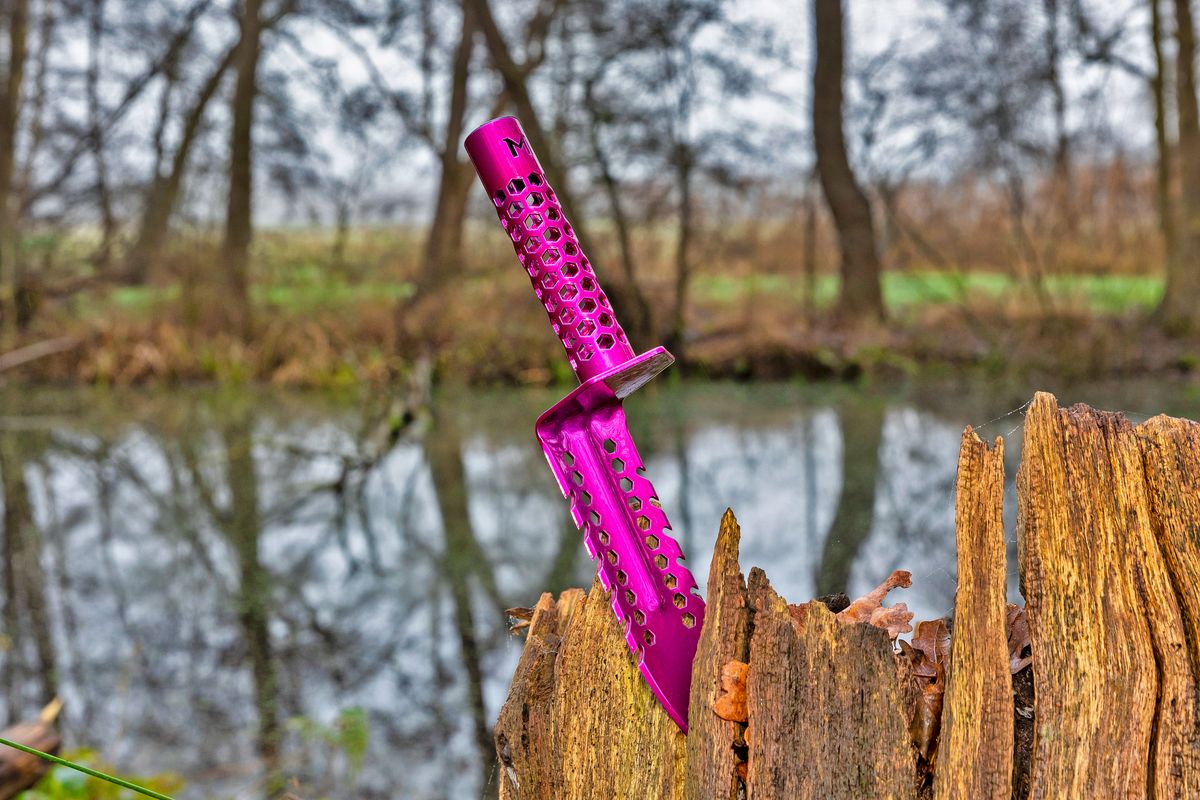 MOTLEY Digging Tools Grass Knife digger Pink Venom